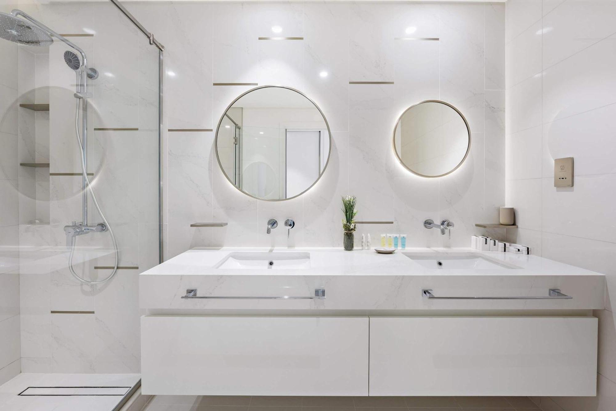 Silkhaus Brand New 2bdr In Vista Apartment