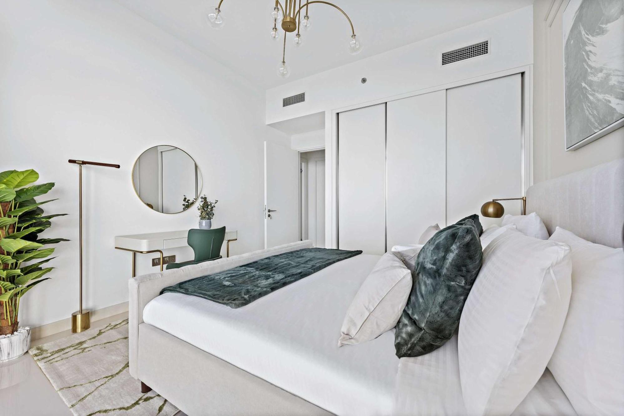 Silkhaus Brand New 2bdr In Vista Apartment *